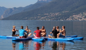 SUP Yoga bei Katsegeln.Comersee